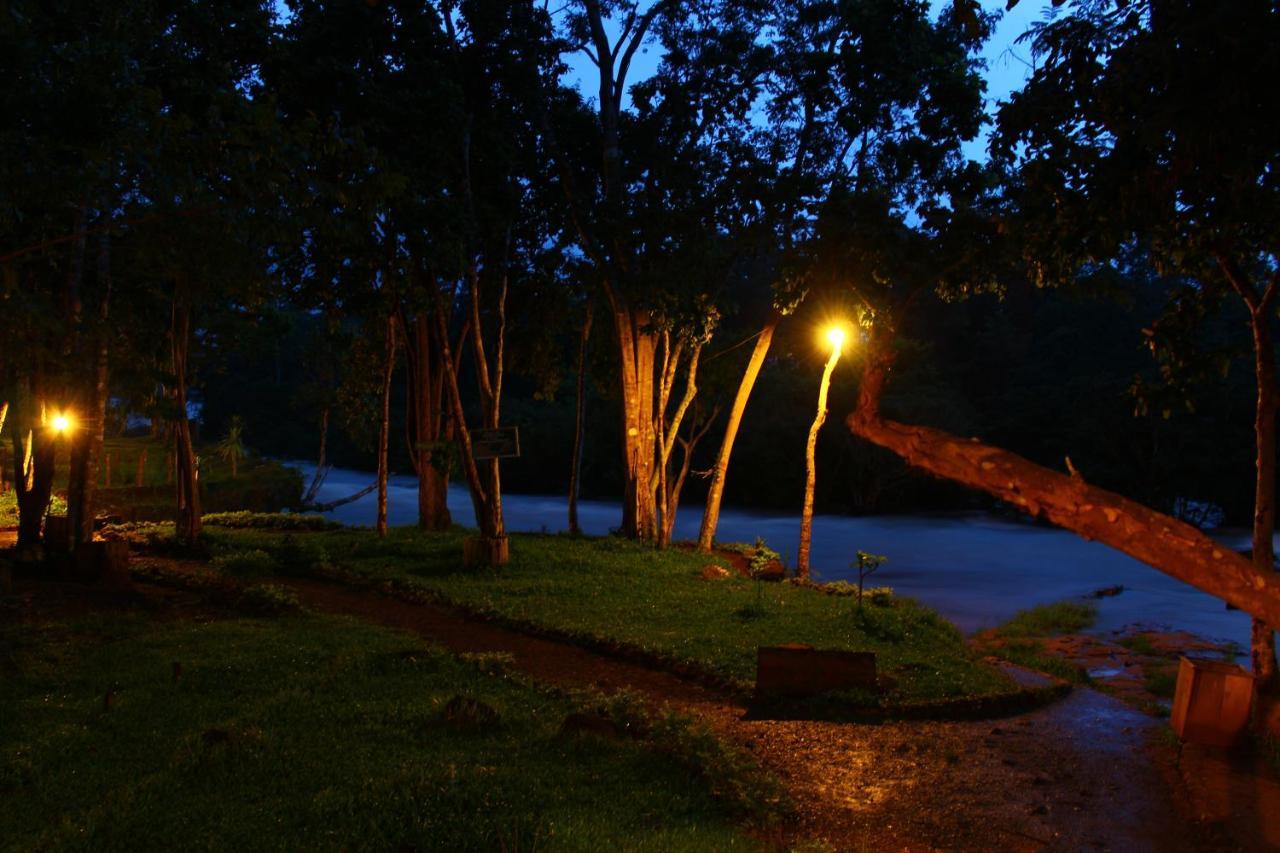 Tadlo Lodge Beng Екстер'єр фото